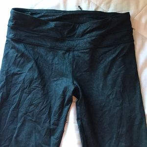 Lululemon cropped running leggings
